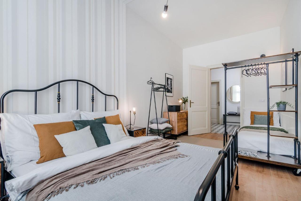 Royal Apartments Prague By Michal&Friends 外观 照片